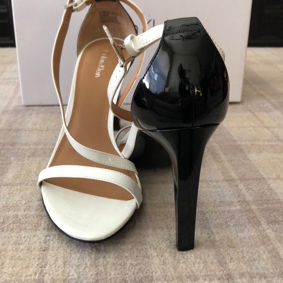 Calvin Klein strappy heels NWT - Picture 3 of 9